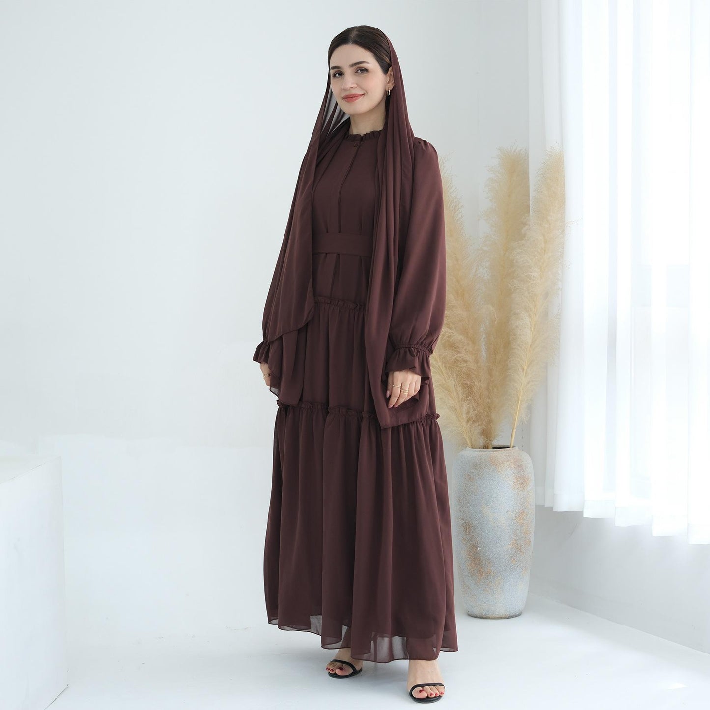 YT-1009 Sophisticated Modest Abaya with Waist Detail and Flowing Skirt