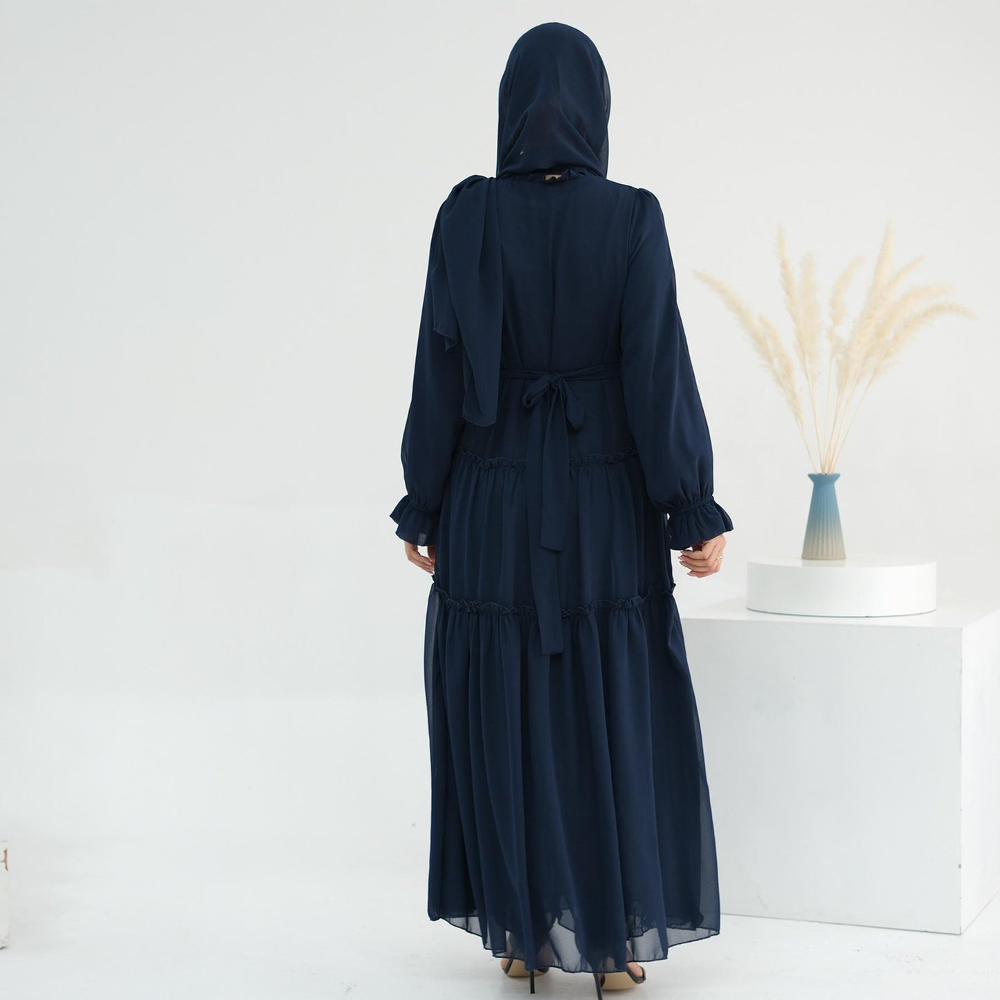 YT-1009 Sophisticated Modest Abaya with Waist Detail and Flowing Skirt