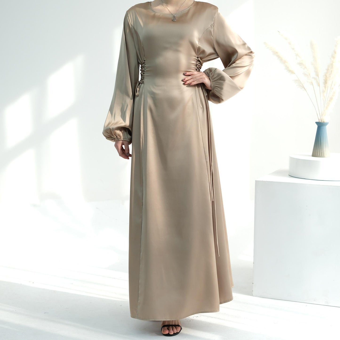 TY-603 Abaya Solid Color High-Neck Slim-Fit Ribbon Dress